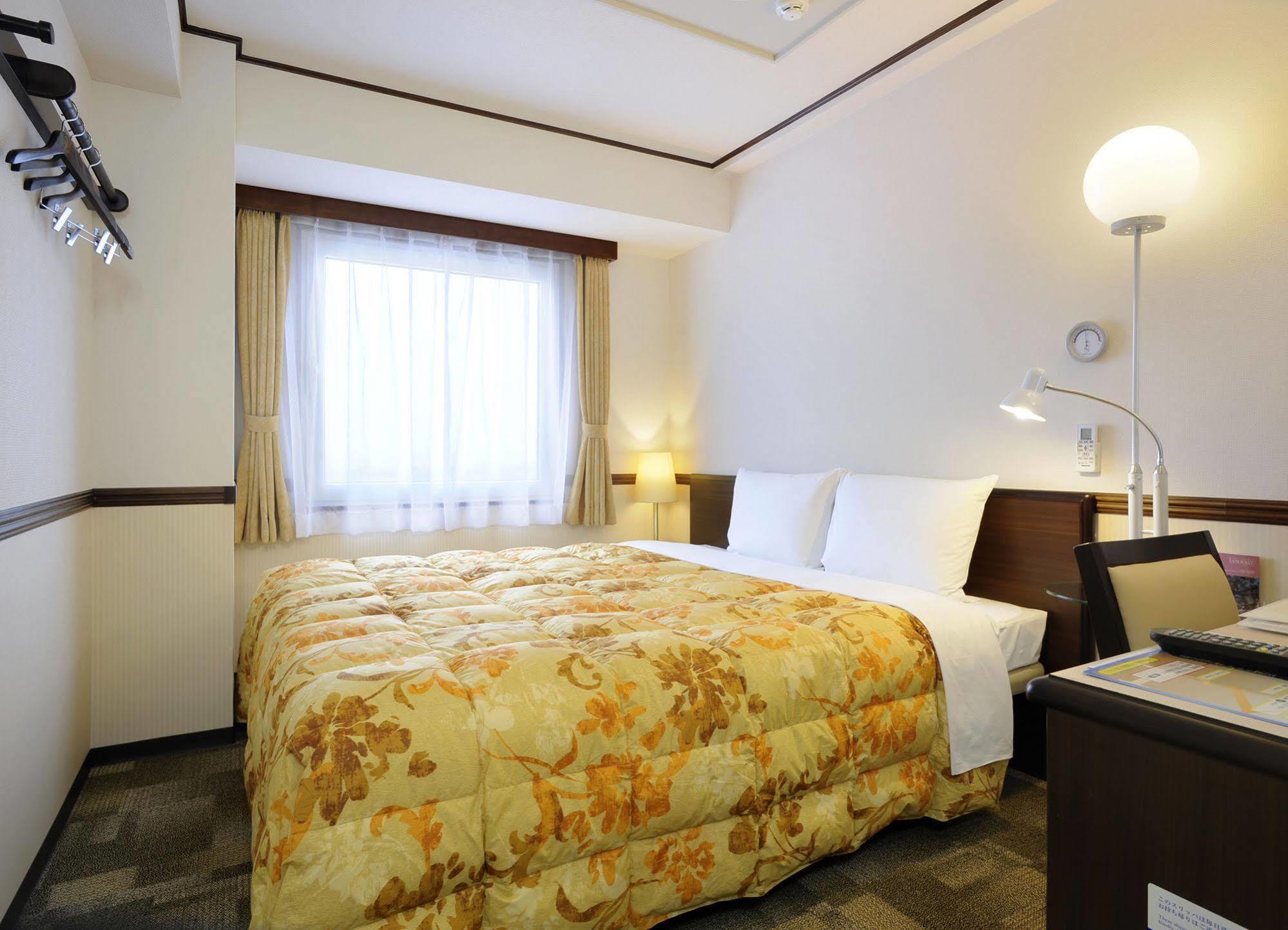 Toyoko Inn Shonan Hiratsuka Eki Kita Guchi No 2 Екстериор снимка