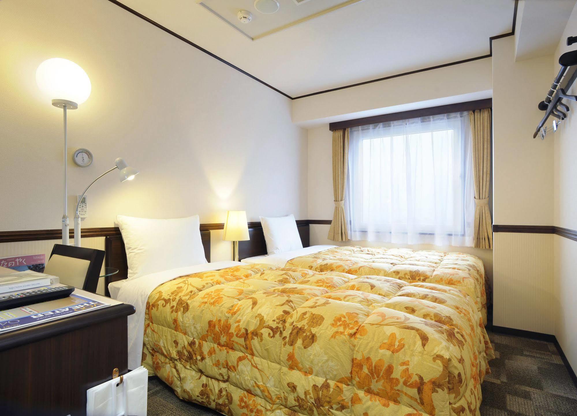 Toyoko Inn Shonan Hiratsuka Eki Kita Guchi No 2 Екстериор снимка